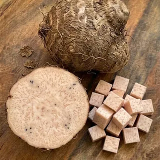 Elephant foot yam (suran / jimikand)